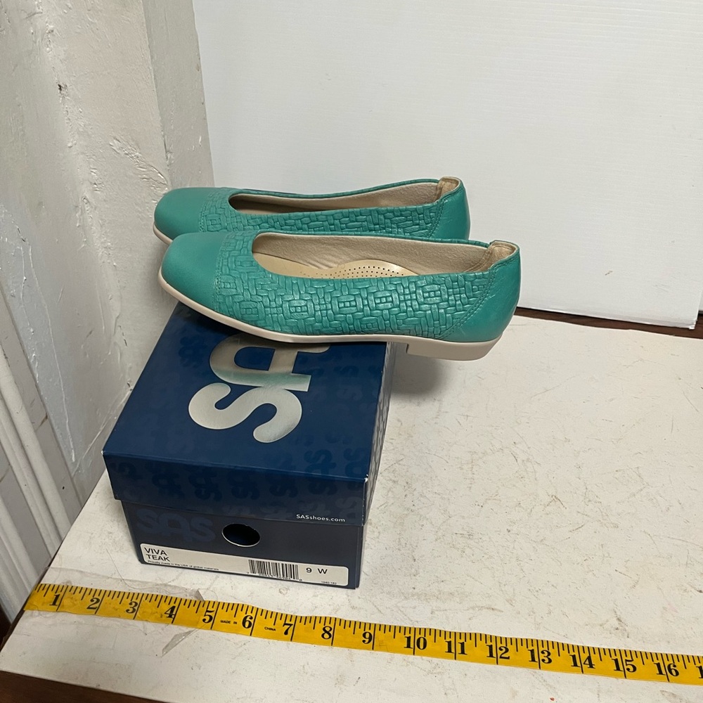 SAS green flats 6M - Picture 5 of 5